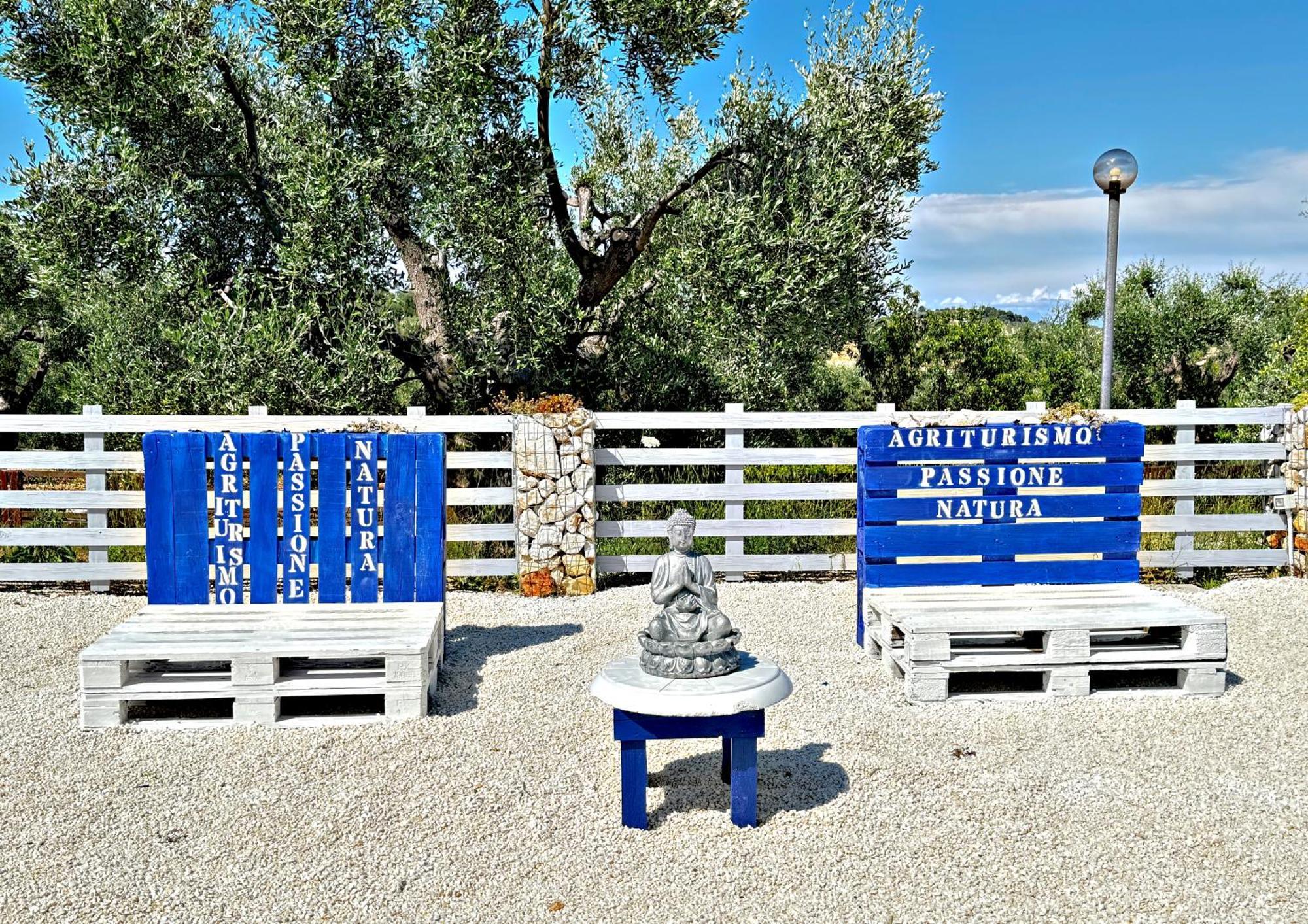 Agricampeggio - Solo Piazzole Vuote - Agriturismo Passione Natura Vieste Exterior photo